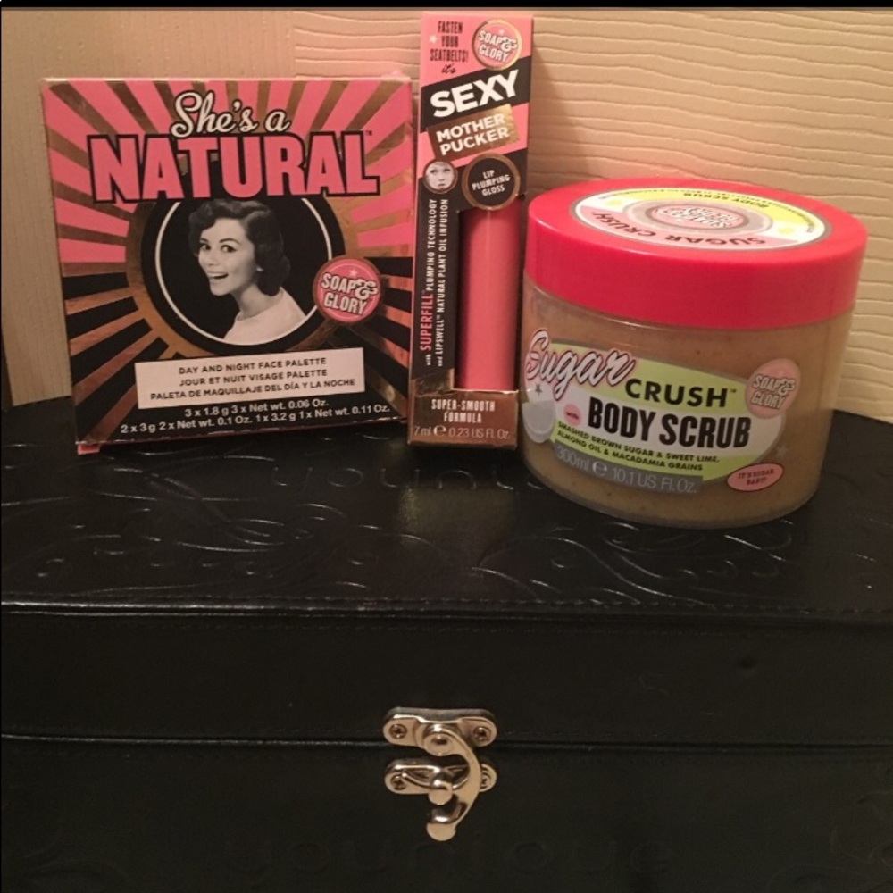 Soap & Glory Bundle